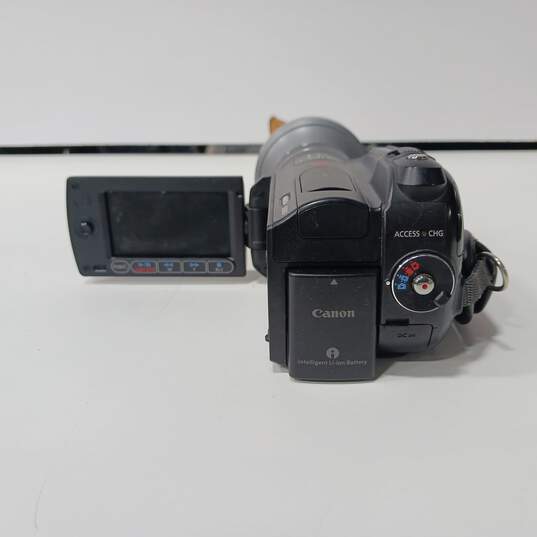 Canon Vixia 60GB HDD HG20 Video Camcorder w/ RODE SVM Microphone image number 4