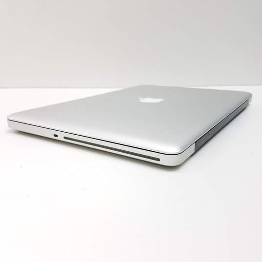 Apple MacBook Pro (15-in, A1286) For Parts/Repair image number 7