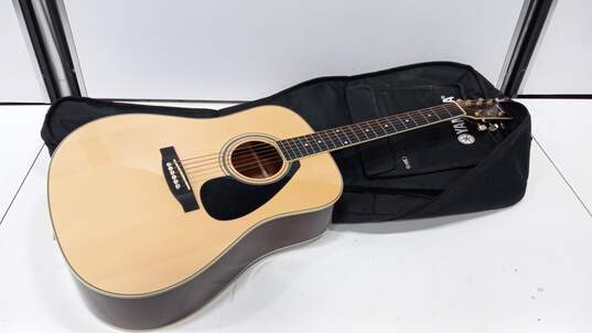 Yamaha Acoustic Guitar with Soft Case image number 1