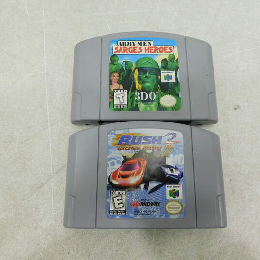 Nintendo 64 w/ 2 Games image number 4