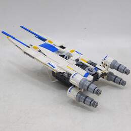 LEGO Star Wars 75155 Rebel U-Wing Fighter Open Set