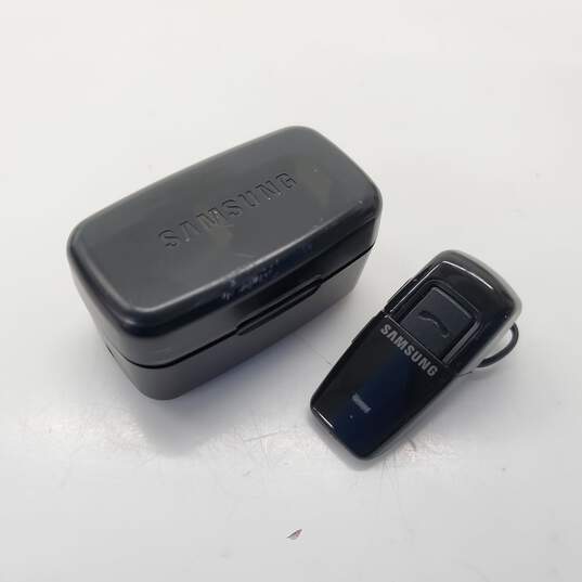 Samsung Bluetooth Earpiece & Headset Holder image number 1