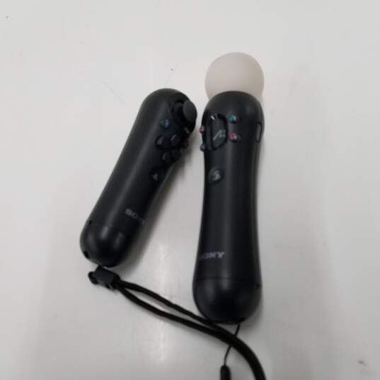 Sony PlayStation Move Controllers image number 1