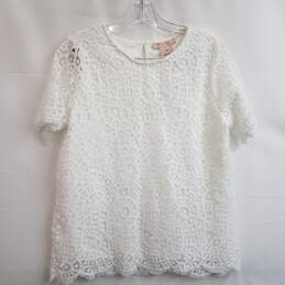 Women's white embroidered short sleeve loose fitting blouse S