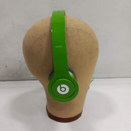 Beats Solo HD Green Headphones w/ Case alternative image