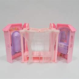 VTG 2000 Mattel Barbie Magi Key Doll House Folding Playset No Key