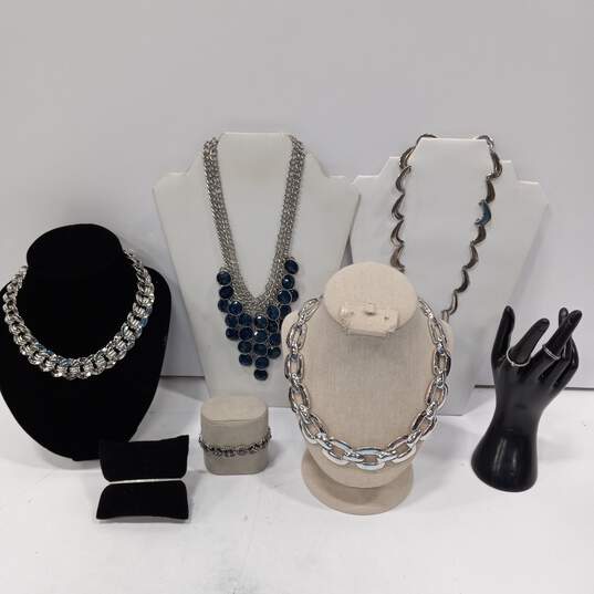 8pc Chunky Silver Jewelry Bundle image number 1