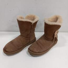 Ugg Women's Brown Suede Boots Size 9 alternative image