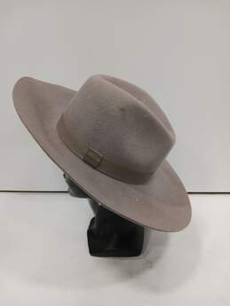 Wallaroo Gray Hat Size Not Marked