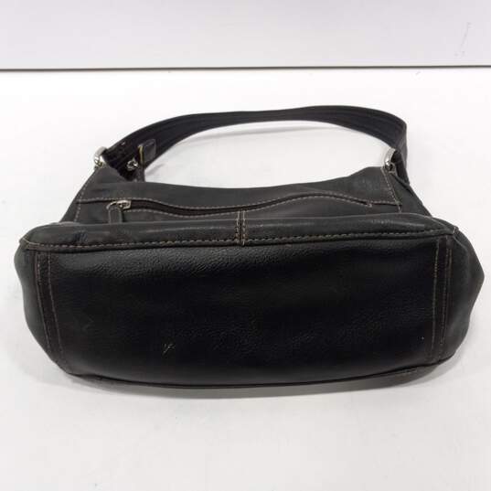 Women's St. John's Bay Leather Handbag image number 1