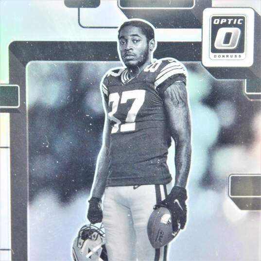 2022 Romeo Doubs Donruss Optic Black & White Prizm Variation Rookie Packers image number 2
