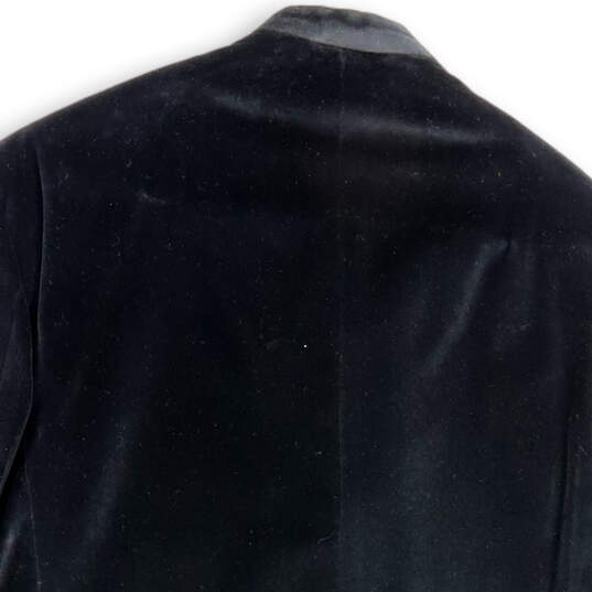 Mens Black Velvet Long Sleeve Collared Pockets Six Button Blazer Size 42R image number 4