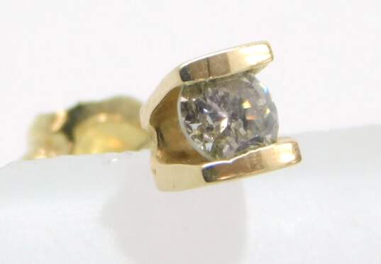 14K Yellow Gold Diamond Stud Earrings 0.6g image number 5