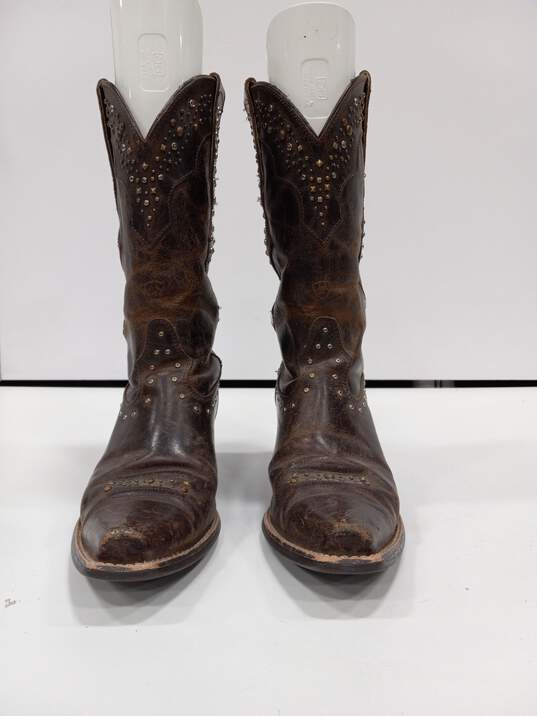 Women's Brown Leather Western Boots Size 7.5 image number 2
