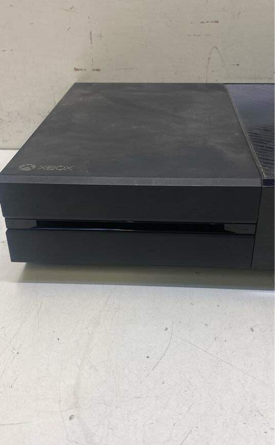 Microsoft XBOX One Console For Parts or Repair image number 2