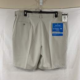 Men's Khaki Haggar Expandable Waist Shorts, Sz. 44W alternative image
