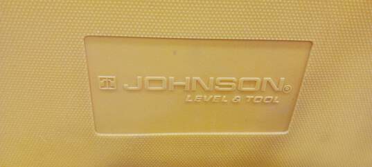 Johnson Level & Tool Shop 16" Laser Level With Tripod Set image number 3