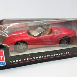 AMT/ERTL 1998 Red Convertible Chevrolet Corvette 1:25 Scale Promo Car IOB alternative image