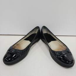 Womens Black Patent Leather Logo Round Toe Slip On Ballet Flats Size 9.5
