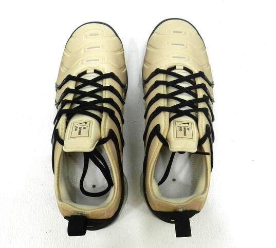 Nike Air VaporMax Plus Beige Black Men's Shoe Size 11 image number 2