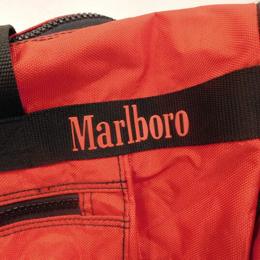 Vintage 90's Marlboro Large Duffle Gear Rolling Bag W/ Wheels Luggage Duffel image number 6