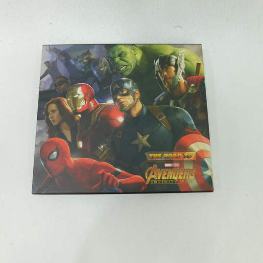 The Road To Avengers: Infinity War - The Art of the Marvel Universe Artbook image number 7
