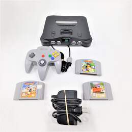 Nintendo 64 w/ 3 games and 1 controller
