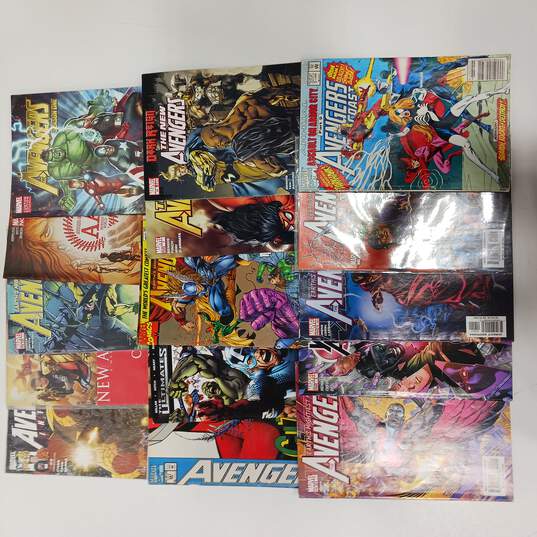 Lot of 15 Assorted Marvel Comic Books image number 1