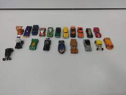 Bundle of Assorted Hot Wheels Toys