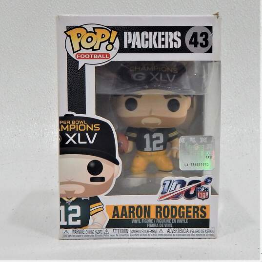 Funko POP! Football NFL Packers AARON RODGERS Champions XLV #43 image number 1