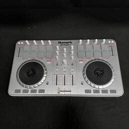 Numark Mixtrack II DJ Control Audio Mixer