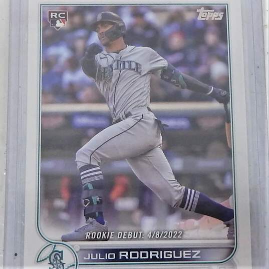 2022 Julio Rodriguez Topps Rookie Seattle Mariners image number 2