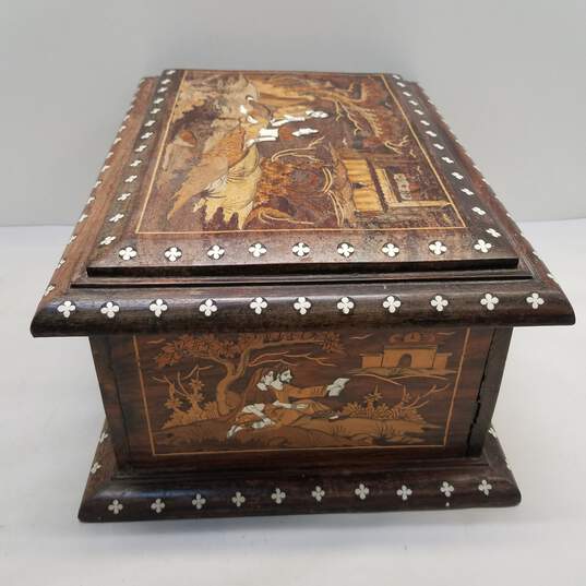 Marquetry inlay  Wood Box Indian Motif  Vintage Decorative Box image number 3