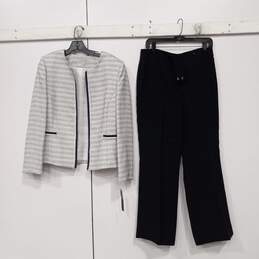 Tahari Arthur S. Levine Women's Kellianne White & Navy Pant Suit Size 12 NWT