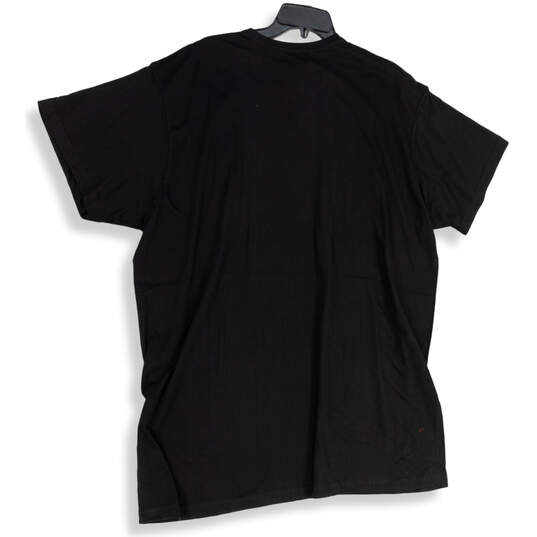 NWT Mens Black Graphic Crew Neck Classic Fit Short Sleeve Pullover T-Shirt image number 3