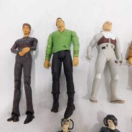 Mixed Lot Star Trek 17 Action Figures alternative image