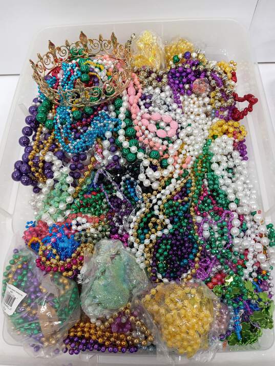 19.3 Pound Bundle of Assorted Mardi Gras Costume Jewelry image number 2