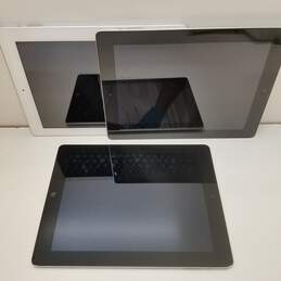 Apple iPads (A1395 & A1458) - Lot of 3 - For Parts alternative image