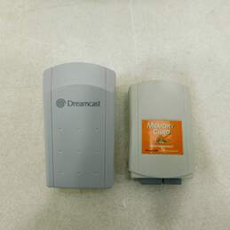 Sega Dreamcast w/ Controllers Untested alternative image