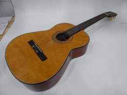 Kent KC120 Classical Acoustic Guitar w Cardboard Case alternative image