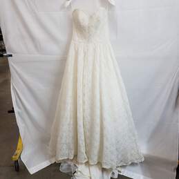 Mori Lee ivory lace wedding dress