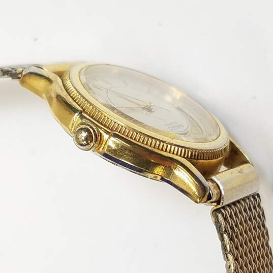 Rare Seiko 2A22-OA19 Gold Tone W/ Unique Date Window Vintage Watch image number 4