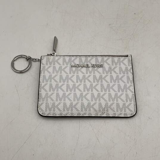 Womens White And Silver Monogram Jet Set Travel Wristlet Coin Wallet Purse image number 1
