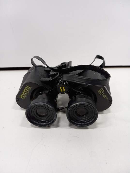 Bushnell Insta-Focus 7X35 Binoculars in Soft Case image number 4