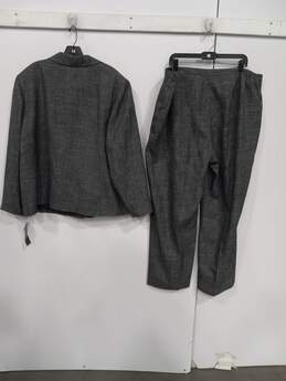 Women's Le Suit 2pc Pant Suit Set Sz 24W NWT alternative image