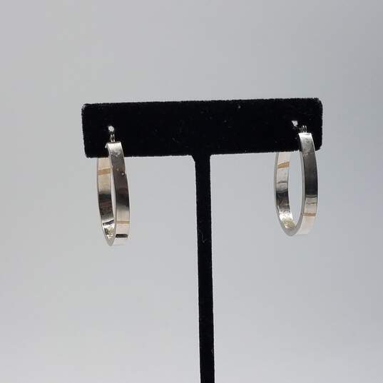 JCM 14k White Gold Oval Hoop 1 Inch Earrings 1.8g image number 2