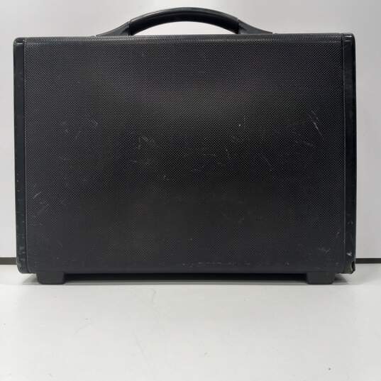 Black Samsonite Suitcase image number 2