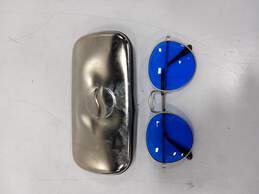 Vintage Sunglasses w/Silver Case