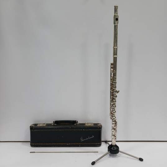 Bundy by Selmer Silver Plated Flute with Gemeinhardt Hard Case image number 2