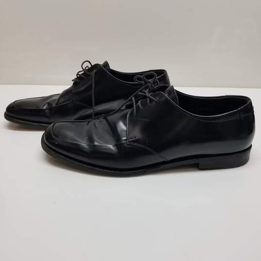 AUTHENTICATED Prada Black Leather Lace Up Square Toe Oxfords Mens Size 12 image number 2